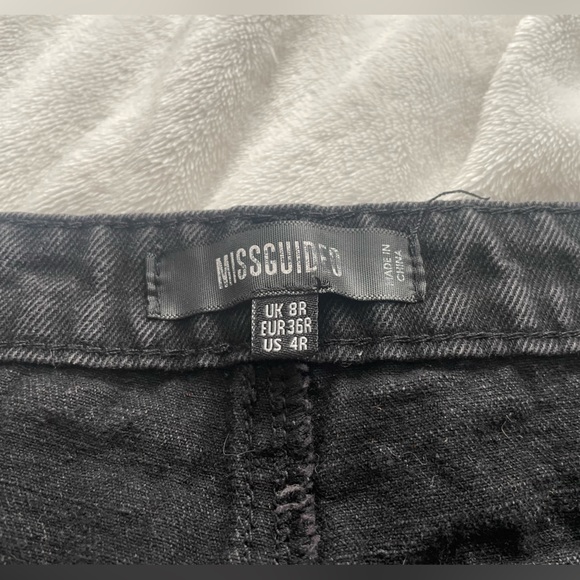 Missguided Mom Jeans - Picture 2 of 4
